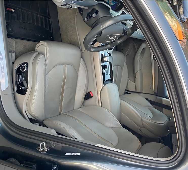 Audi A8 Design Selection