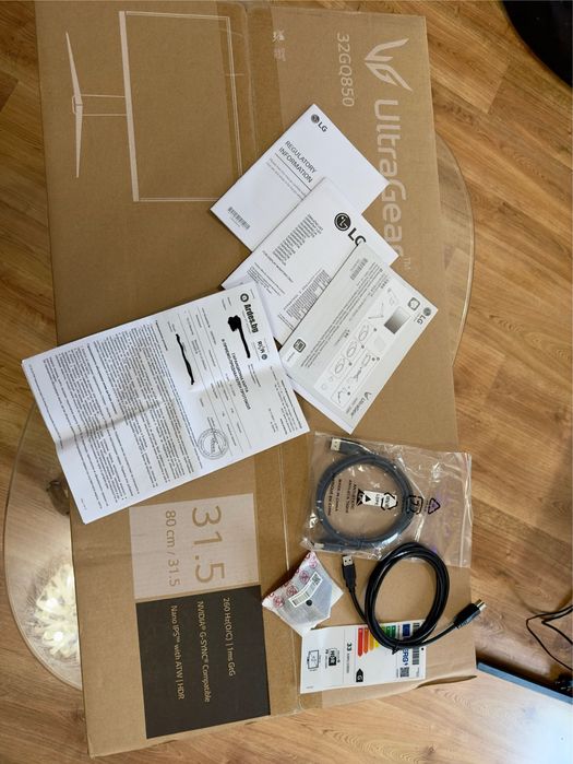 Монитор LG 31.5 UltraGear - 32GQ850-B Нов