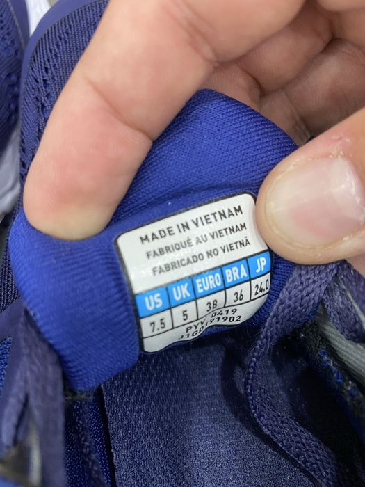 Маратонки Mizuno wave stream 2