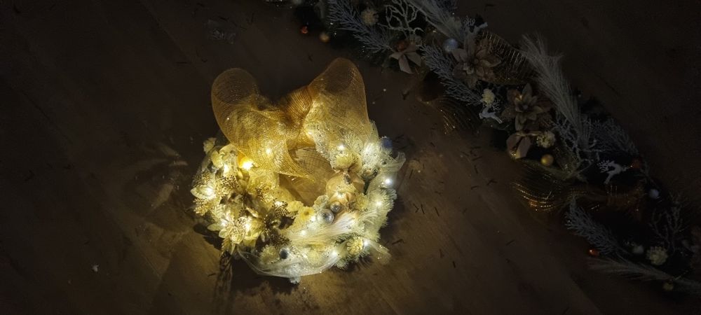 Коледен гирлянд и венец