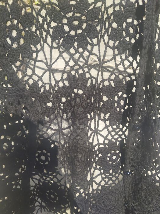 Продается вязаная накидка