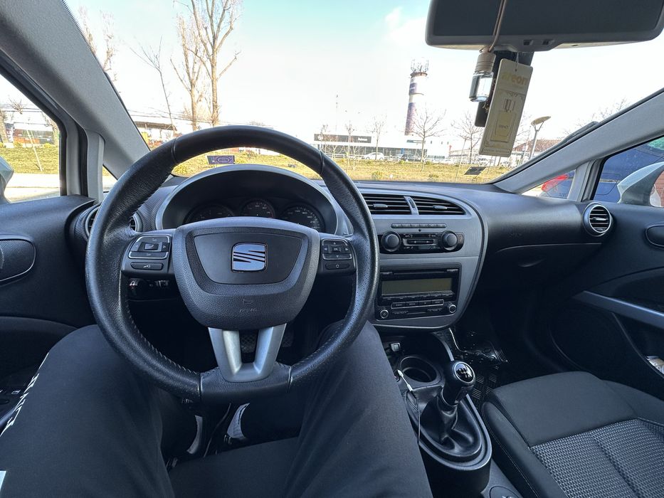 Vând Seat leon 2011