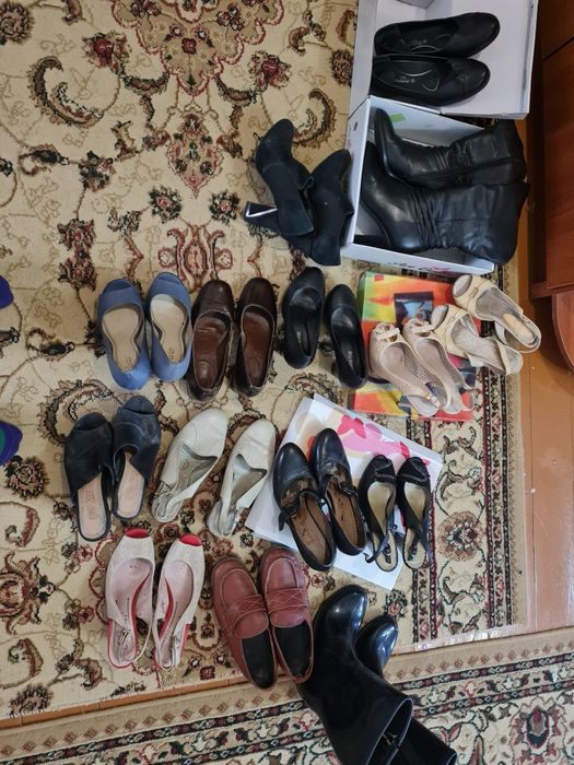 Обувь разная женская: летняя, демисезонная, зимняя