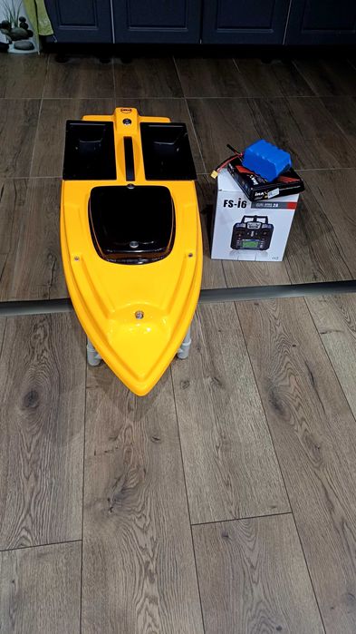 Нови Лодки за захранка c  GPS и Сонар