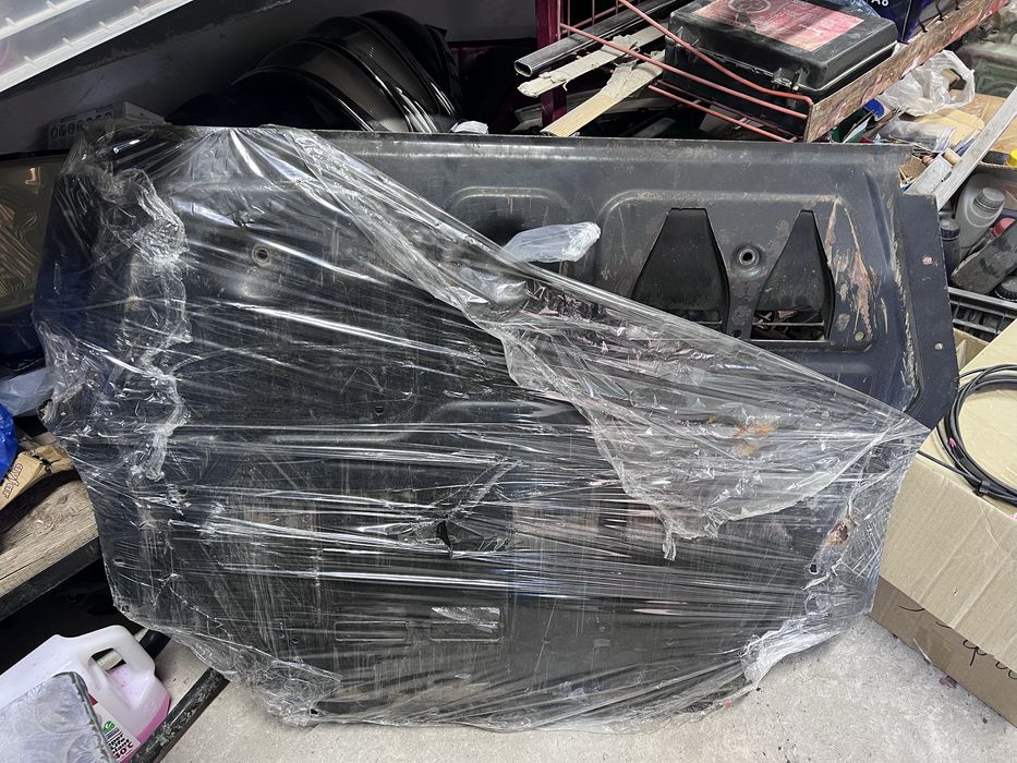 Металлическая защита поддона ДВС на Volkswagen Passat B6