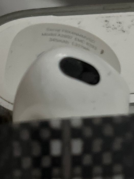 Airpods оригинал