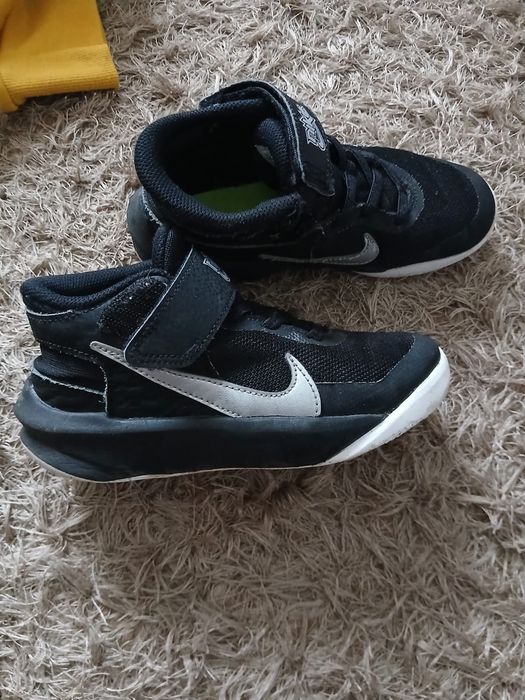 Adidasi mărimea 39 nike