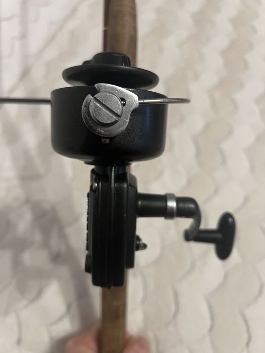 De vânzare!!Băț spining !!