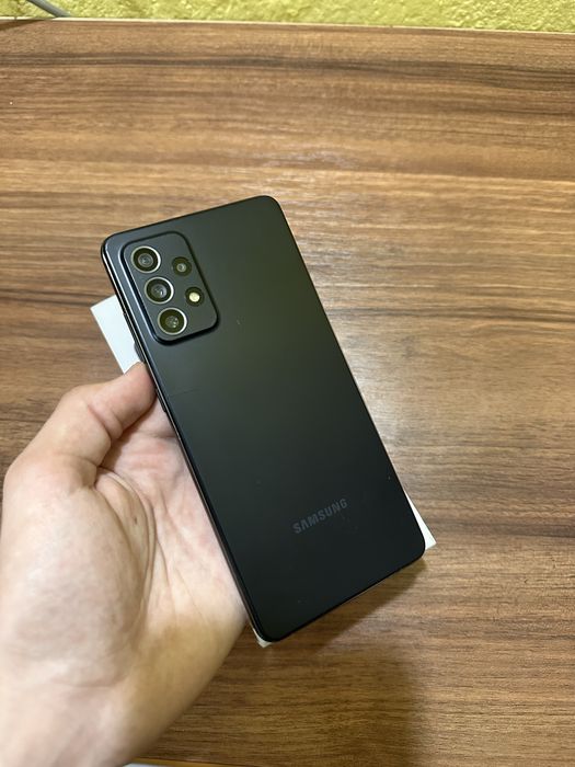 Продам samsung galaxy A72 в отличном состоянии