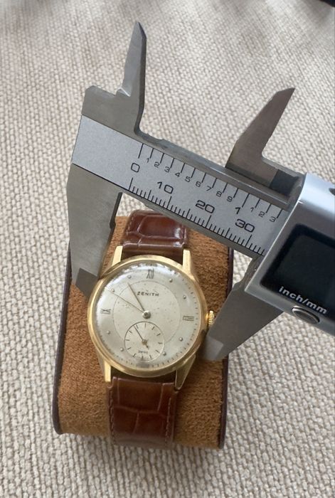 Часовник Zenith - 18K solid gold, circa 1944