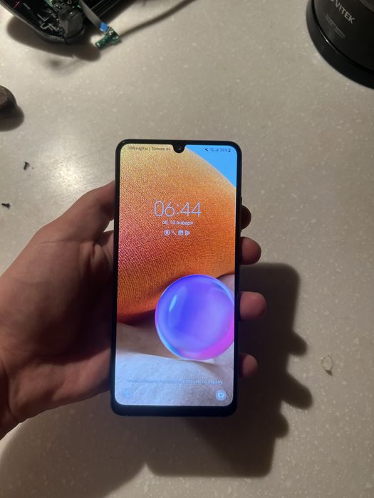 Телефон самсунг А32