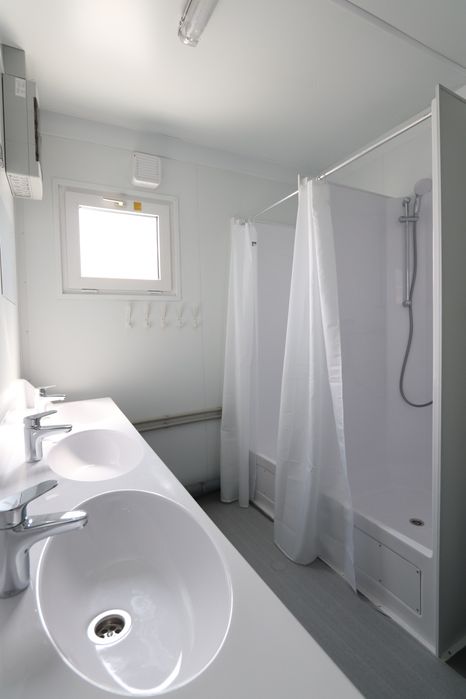 Konteyner dush tuvalet