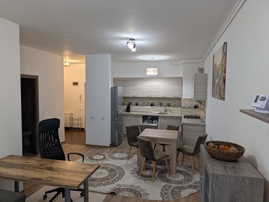 De închiriat apartament 2 camere Mărăști