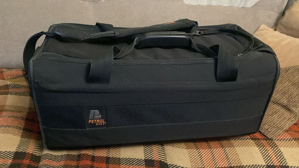 Camera video Sony HXR-Nx3 cu toate accesoriile