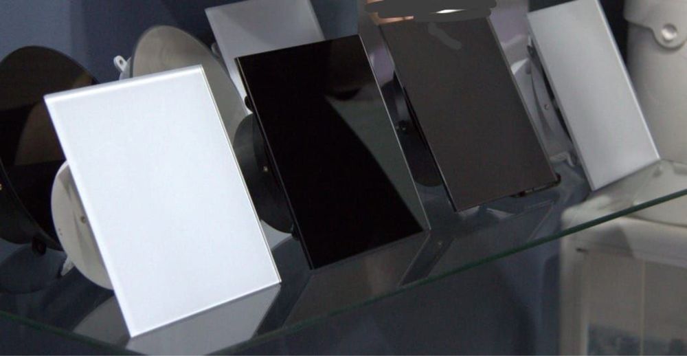 Вытяжка без шумный со стеклянным декоротивным крышкой