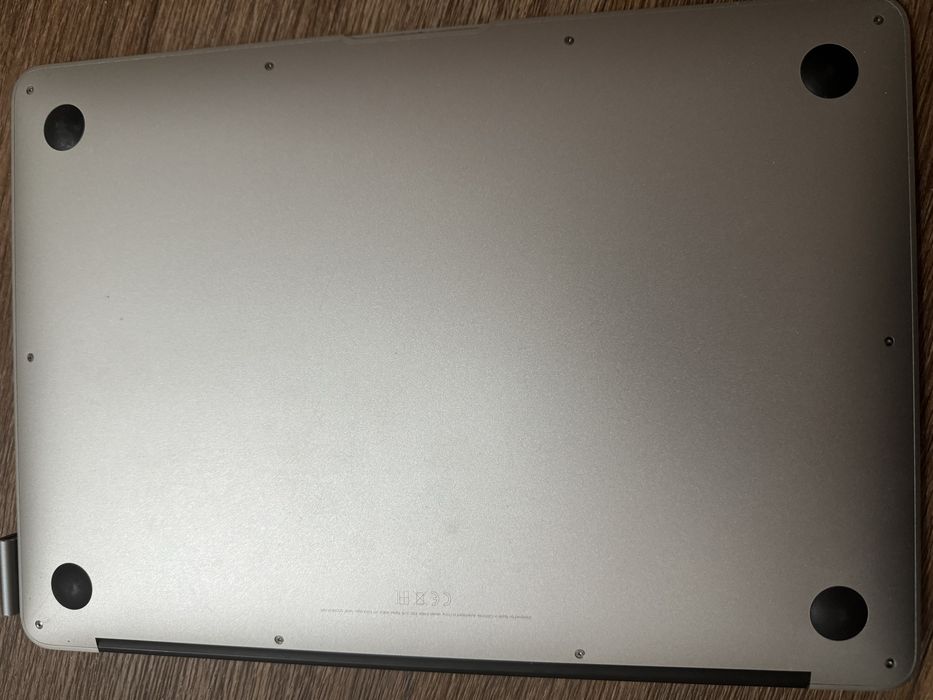 Apple MacBook Air 13