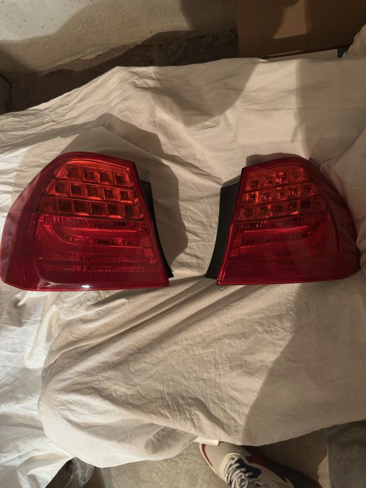 BMW E90 LCI задни стопове с дефект