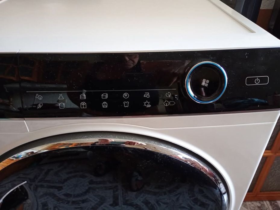 Продавам Haier сушилня