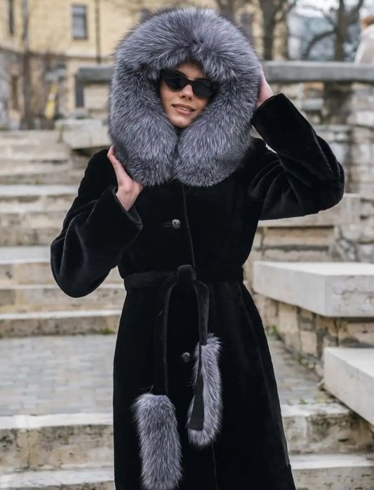 Продам новую шубу мутон!