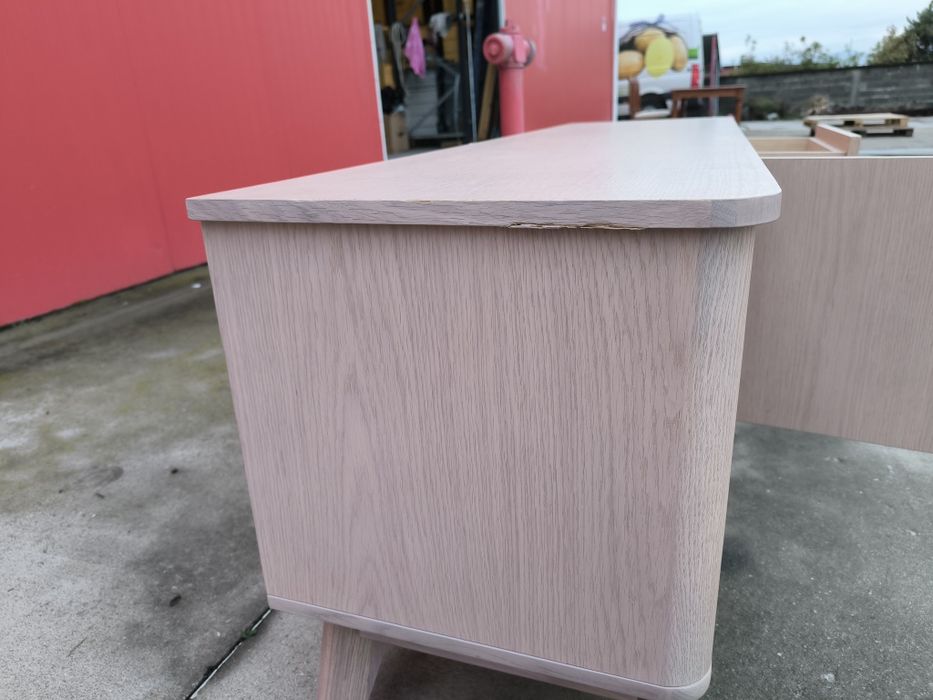 Тв шкаф от МДФ от Англия