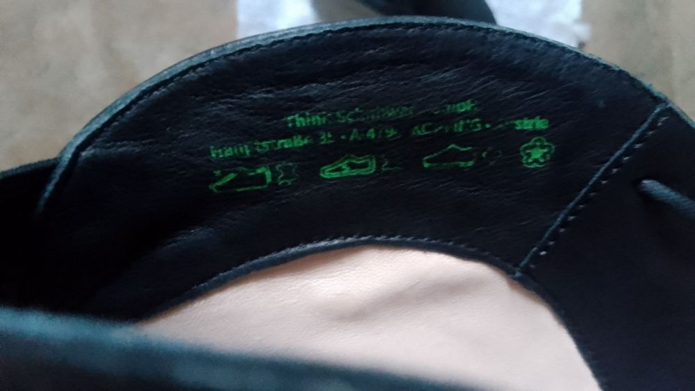 Боти от естествена кожа