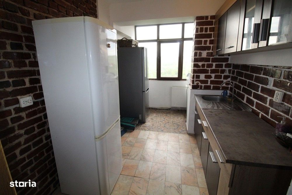 Vând apartament 2 camere în Hunedoara, zona Micro7-Tranfirilor, et.3 — fotografia 1