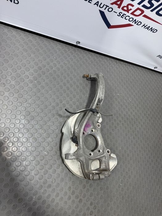 Fuzeta dreapta fata Audi a4 b8 a5 8t q5 8r originala