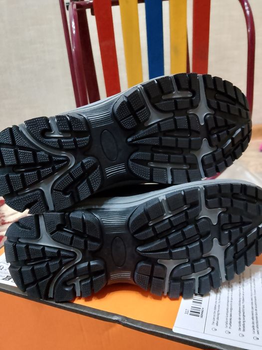 Зимние кроссовки