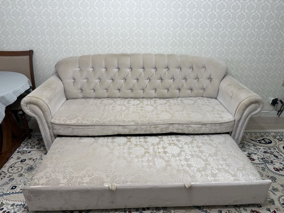 Диван для гостиной