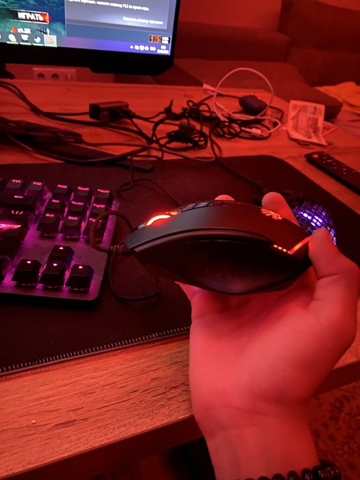 Bloody V8M в идеальном состоянии