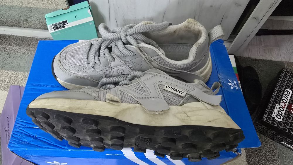 Продам обувь женская