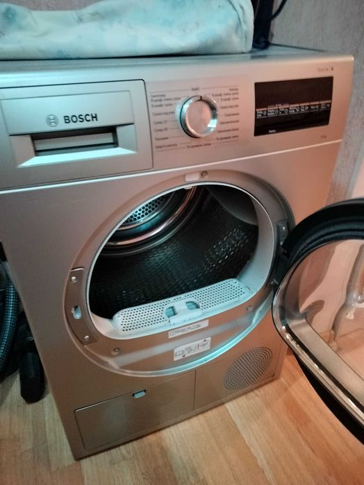 Сушильная машинка Bosch Series 6