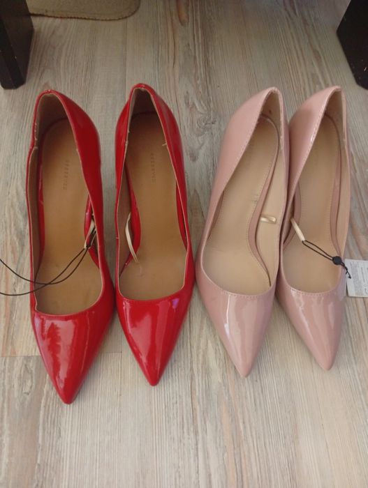 Pantofi  și sandade ocazie