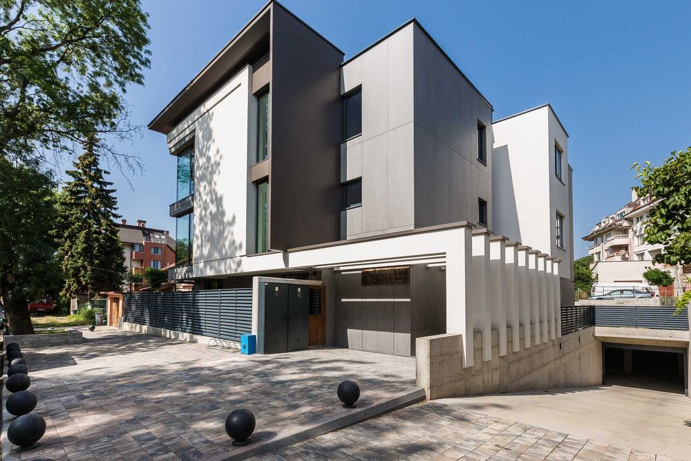 Дава се под наем Гараж / Паркомясто в София, Люлин 6 - 39 кв.м за 122.4 € - Снимка #4