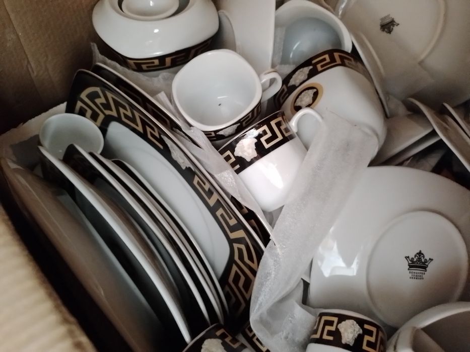 Set farfuri pentru 6 persoane