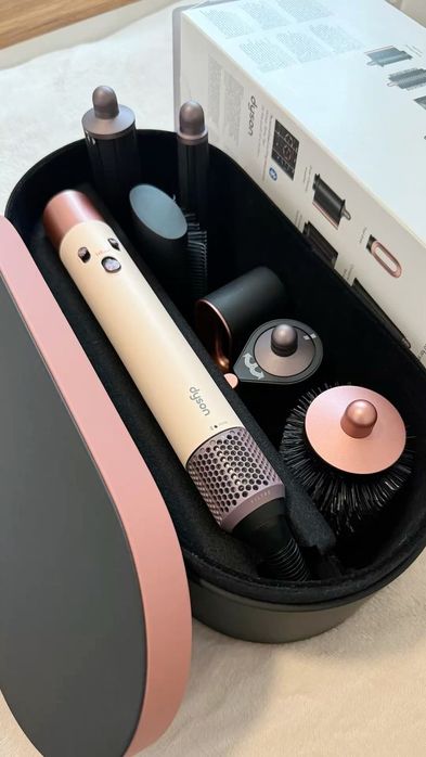 Dyson Airwrap Complete HS08 Sakura  — эстетика и идеальная укладка