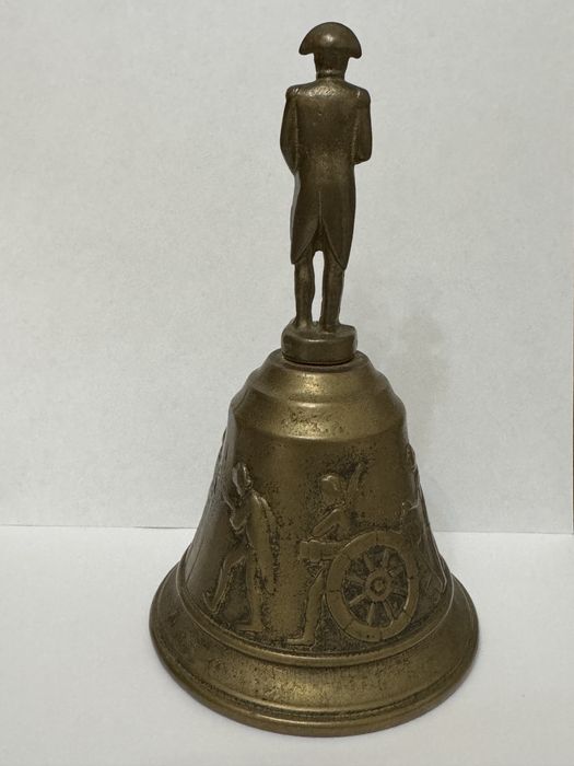 Clopot vechi, din bronz. Napoleon Franta