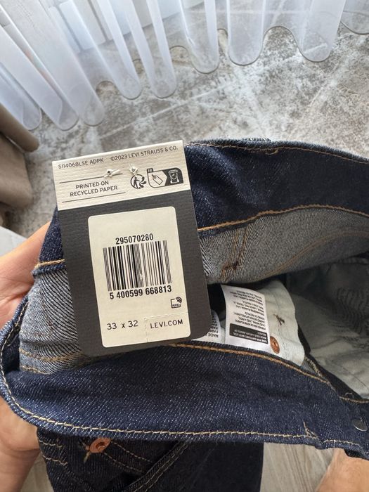 Джинсы levis 502