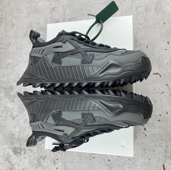 Off-White odsy 1000