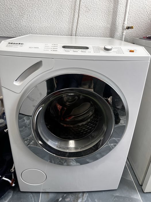 Vand masian de spalat Miele Softronic aproape noua