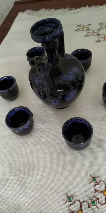 Сервиз за  ракия- Троянска керамика.