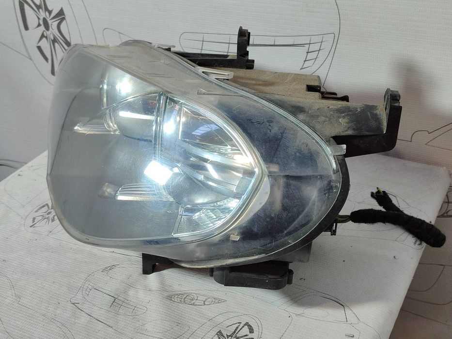 Far stânga UK BMW X5 E70 LCI 2011 SAV Bi-Xenon cu lupă (2010-2013) Cod:63127278047 (4E2)