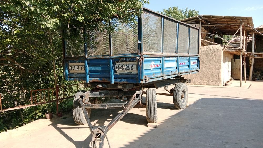 Прицеп бир дона, янгидек.