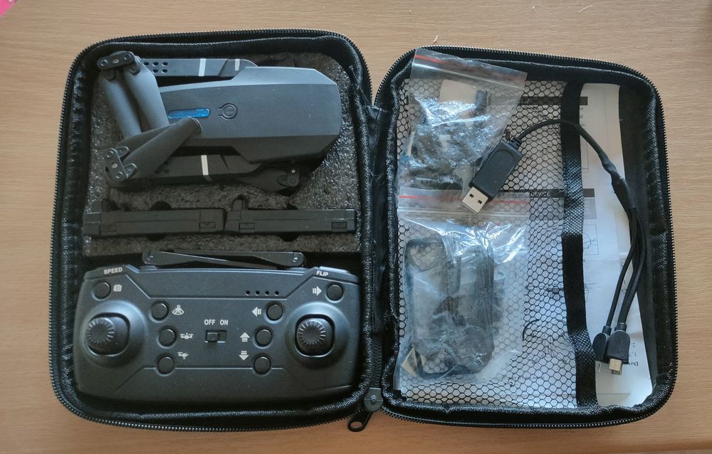 Детски дрон E88Pro