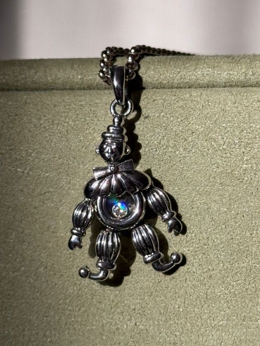 Продам цепь с кулоном Chopard оригинал.