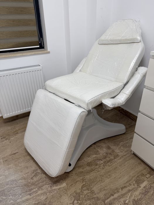 Scaun Cosmectica/Pedichiura Alb