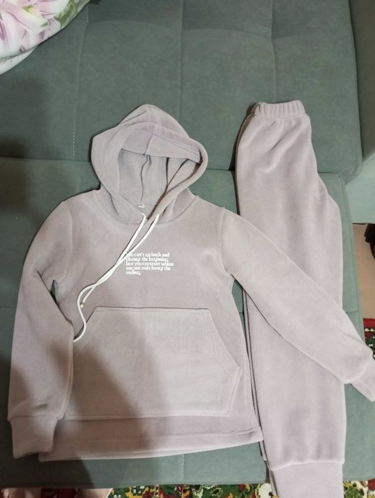 Спортивка теплая на девочку