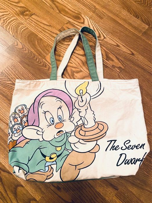 Белоснежка и семь гномов