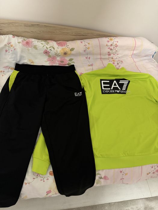 Екип emporio armany EA7