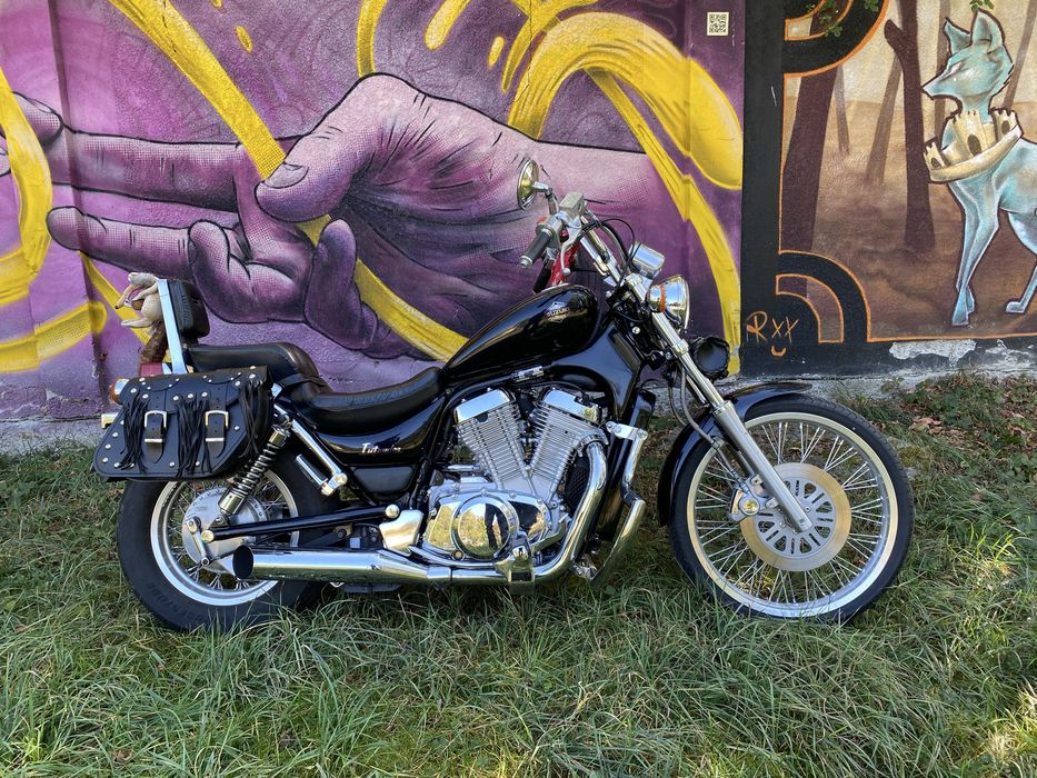 Suzuki Intruder (A2)